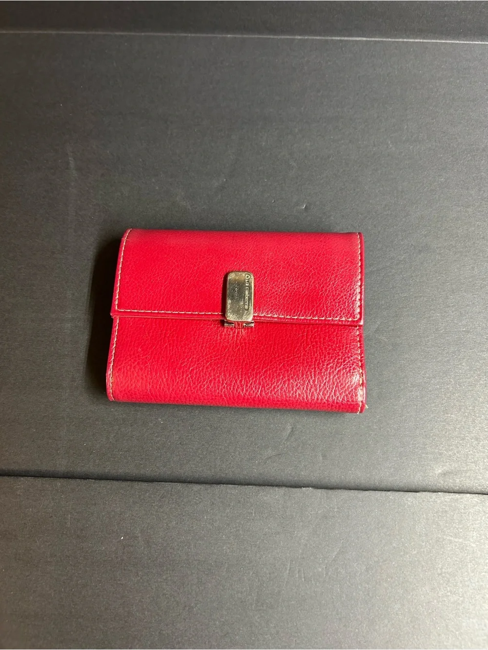 Liz Claiborne Red Faux Leather Trifold ID Credit Card Organizer Clutch